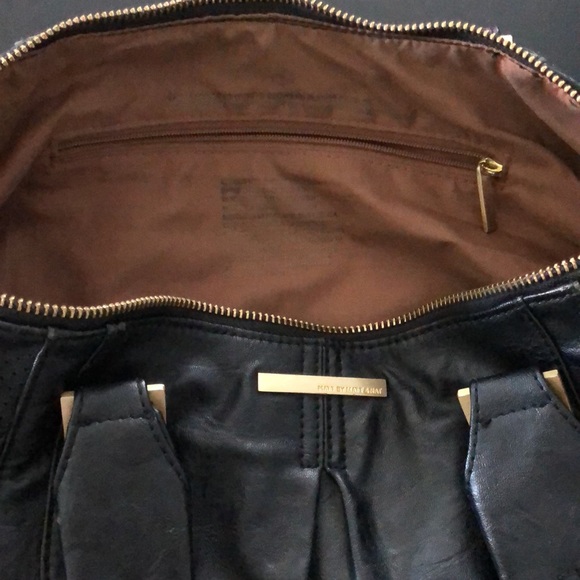 Matt by Matt & Nat black satchel - Picture 9 of 11